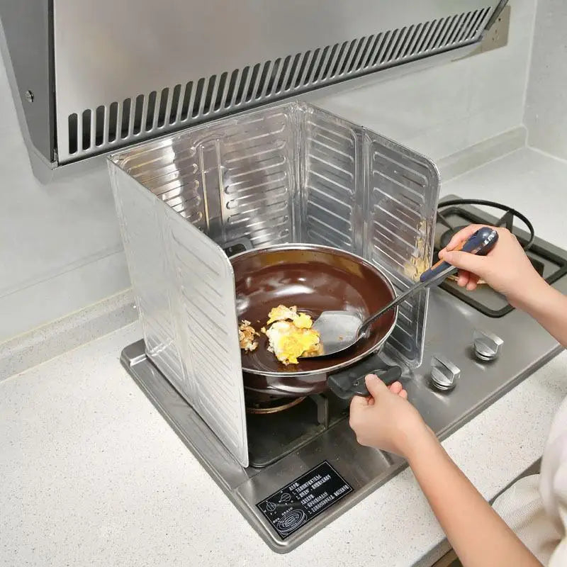 3 Sided Oil Splatter Guard Kitchen Aluminum Foil Anti Splatter Shield Guard Grease Splatter Guard for Stove Top and Frying Pan