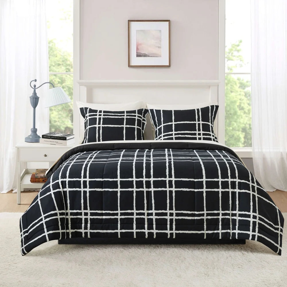 7-Piece Reversible Comforter Set – Black & White Checker Pattern, Full Size with Sheets, Shams & Storage Bag
